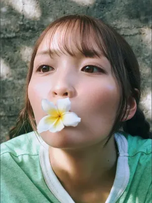 NEO 네오, 사진집 2025 가을 시즌 걸 「푸른빛에 녹아들다」