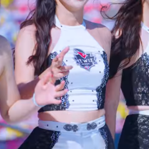 골반 클래스가 남다른 피리춤 아웃송 김진아 치어리더