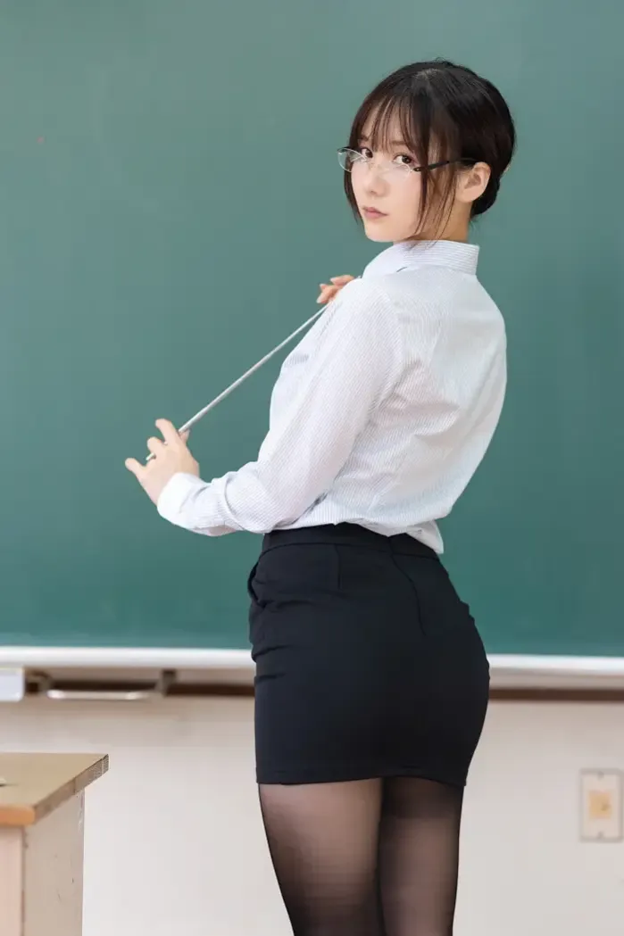 켄켄 사진집 Fantia 「만약 켄켄이 ○○ 선생님이었다면」 Set.02