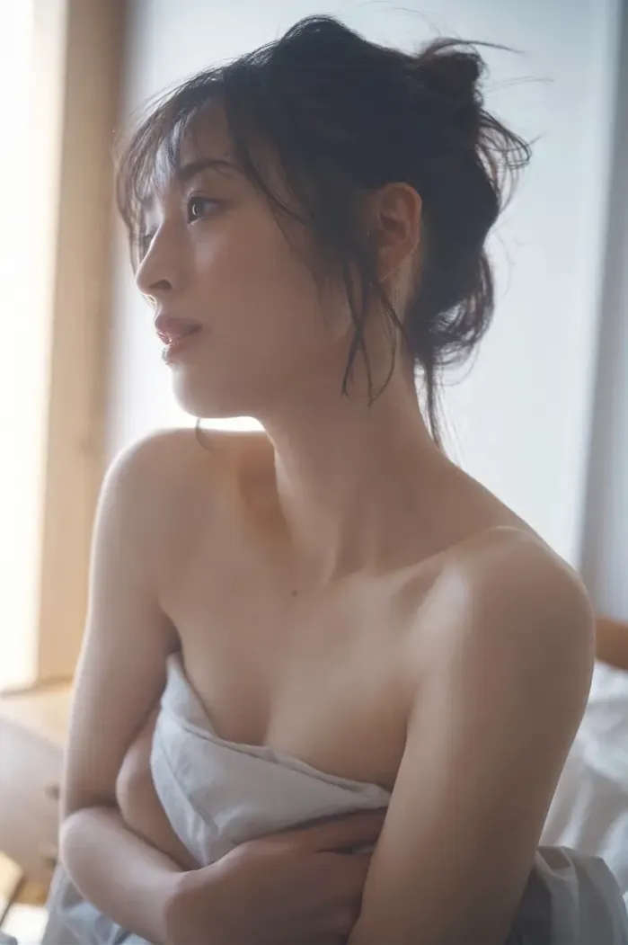 미사키 진부 (神部美咲), FLASH 디지털 사진집 『여기서만 하는 이야기 vol.2』 Set.02