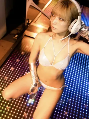 시모츠키 메아 사진집 「레이디 플레이어 MEA」 Set.02