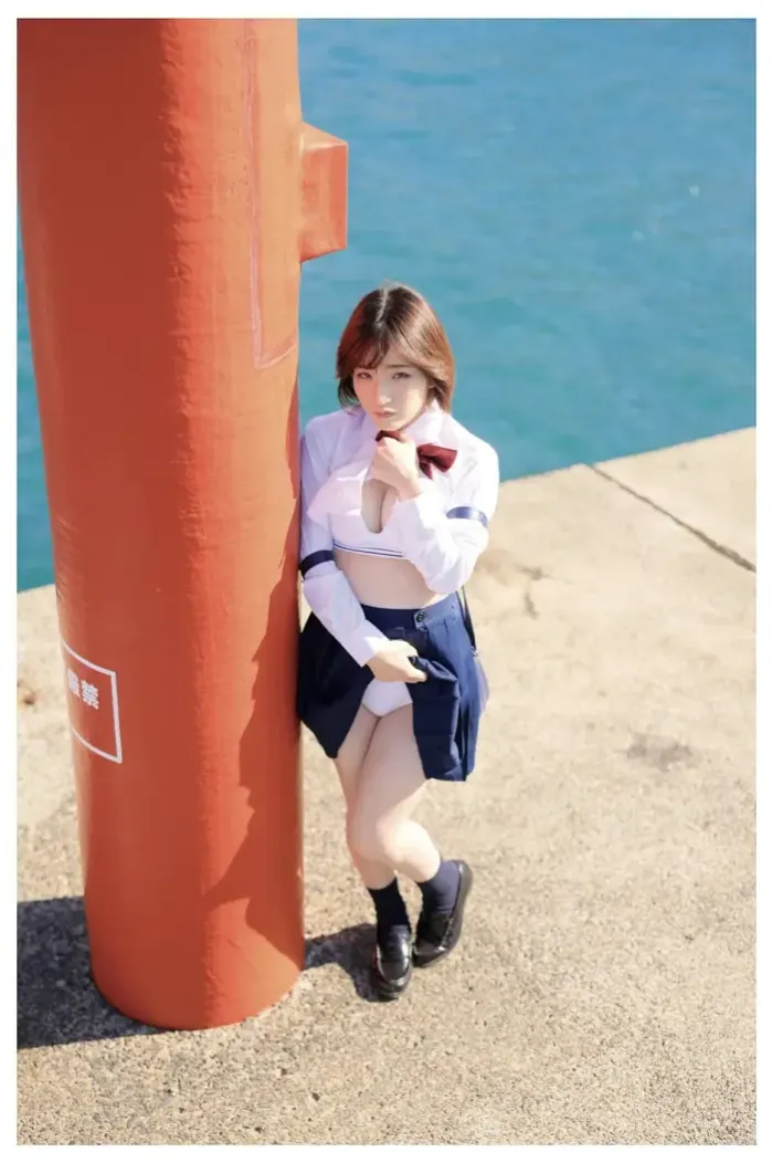 히메노 란, 누드 사진집 「솜털이 춤추듯」 Set.04