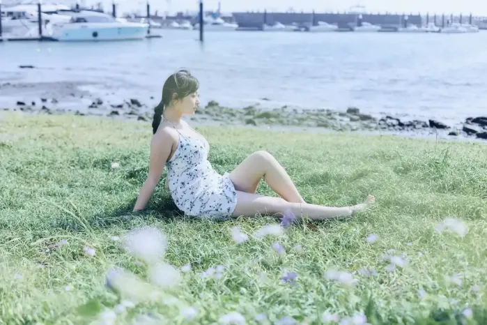 사와 미사키, FRIDAY Monthly Girl.050 완전 미발표 100컷 Set.01