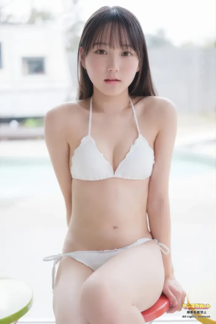 Chihiro Natsui 夏井ちひろ, Young Magazine 2025 No.20 (ヤングマガジン 2025年20号)