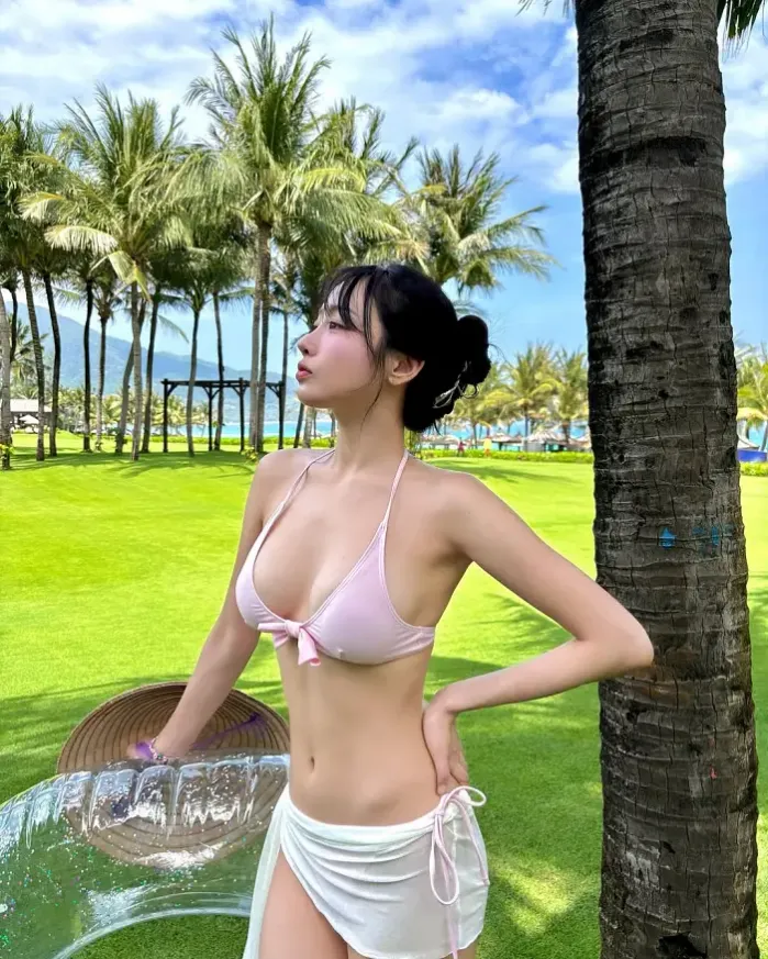 더운나라가 체질이라는 비키니녀