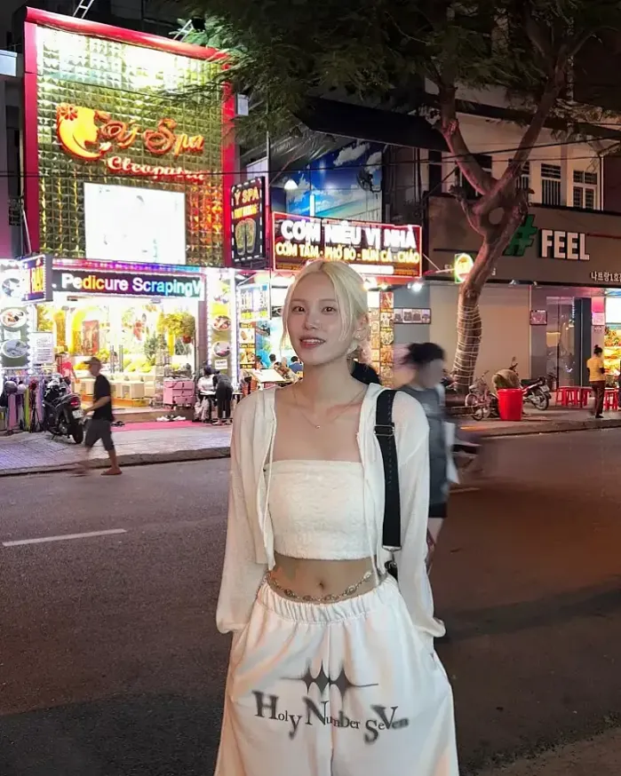 나쨩은 밤이 찐또라며 @m1n5e0_0 인스타