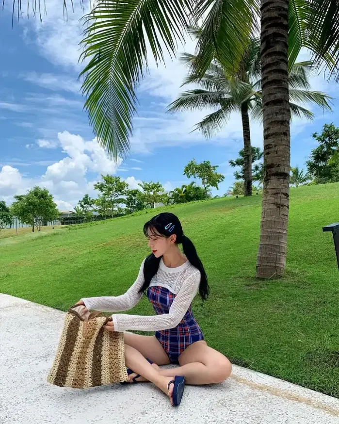 여긴 항상 쨍쨍했는뎅 @naaa_.y 인스타