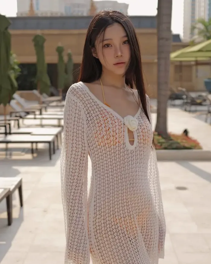 시스루안에 비키니