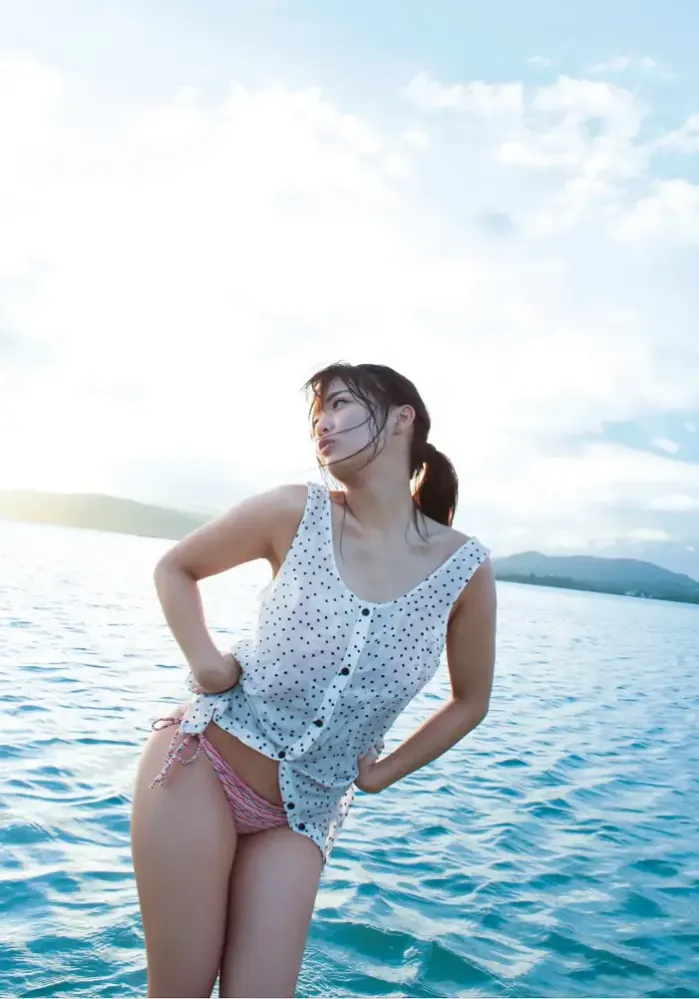 여름 휴가 같이 가고 싶은 베이글녀