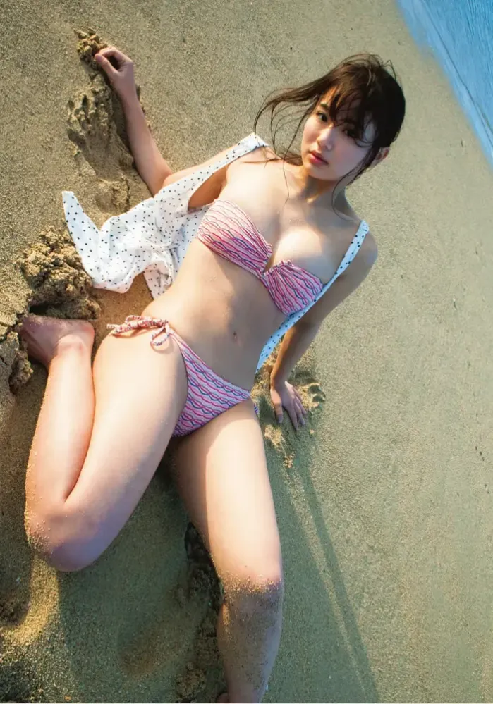 여름 휴가 같이 가고 싶은 베이글녀