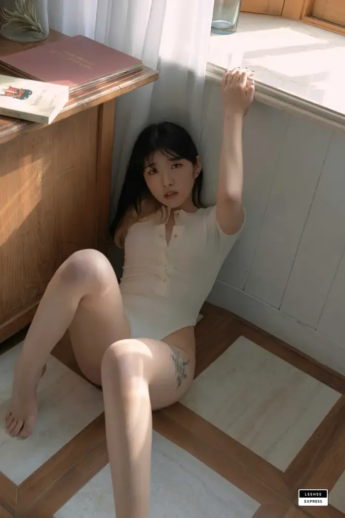 Sonson 손손, LEEHEE EXPRESS LEBE-080