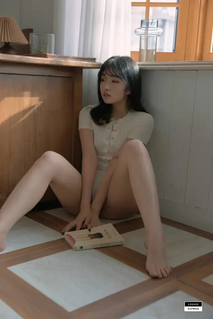 Sonson 손손, LEEHEE EXPRESS LEBE-080