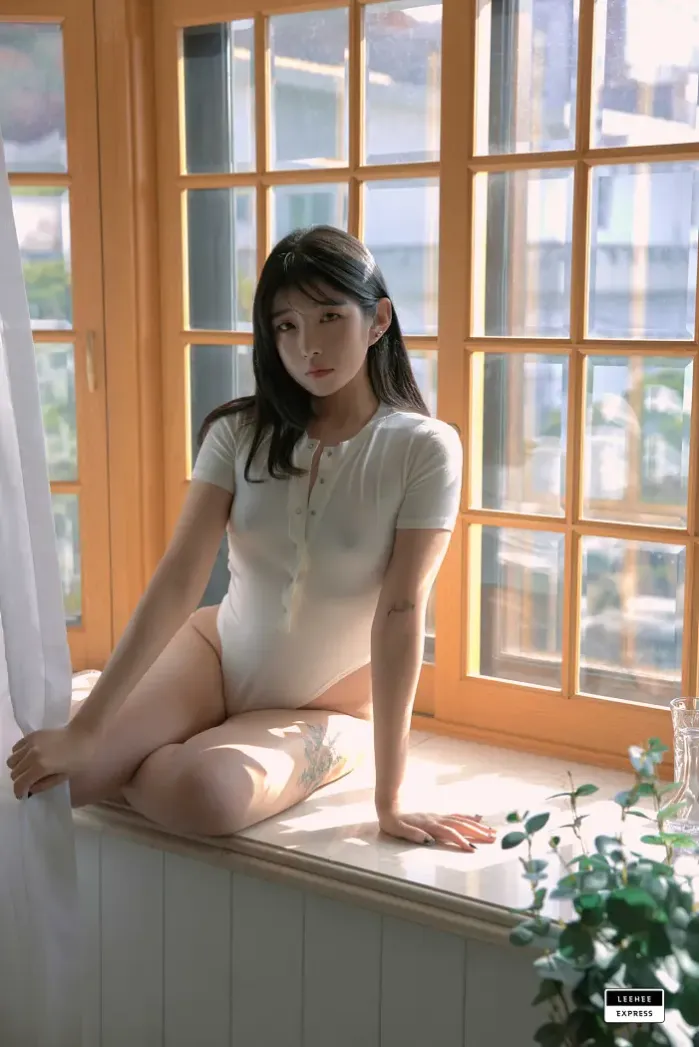 Sonson 손손, LEEHEE EXPRESS LEBE-080