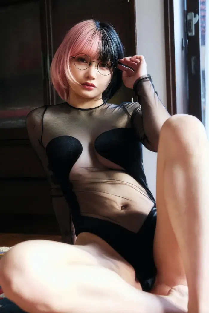 추키메투데이, 그라비아 사진관 SPECIAL '추키가 되다, 몸' (2)