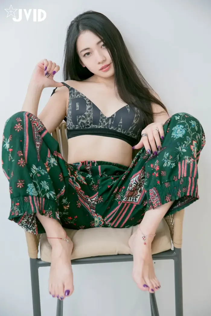 JVID 나츠 트와일라잇 - 호감 가는 미소녀 세트.01