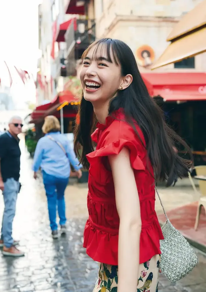 이게타 히로에, 사진집 「쓰카노마」 Set.02