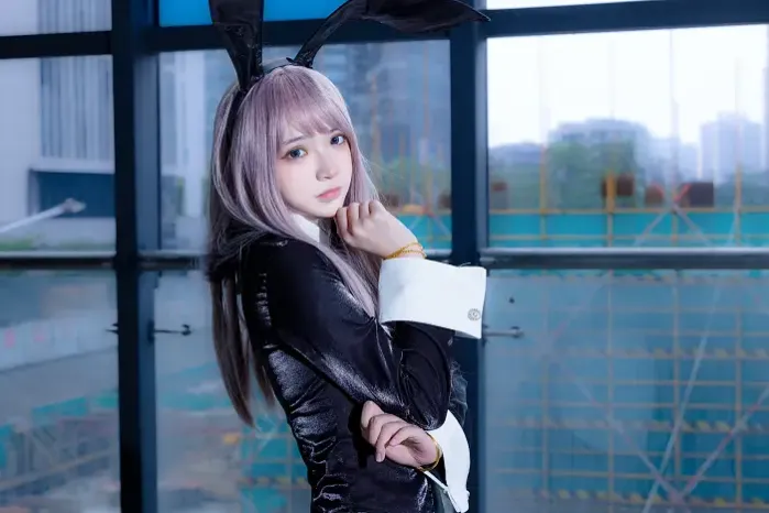 바니걸 미쳐버린 검스 엉덩이