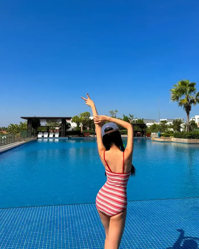 귀여운 모노키니