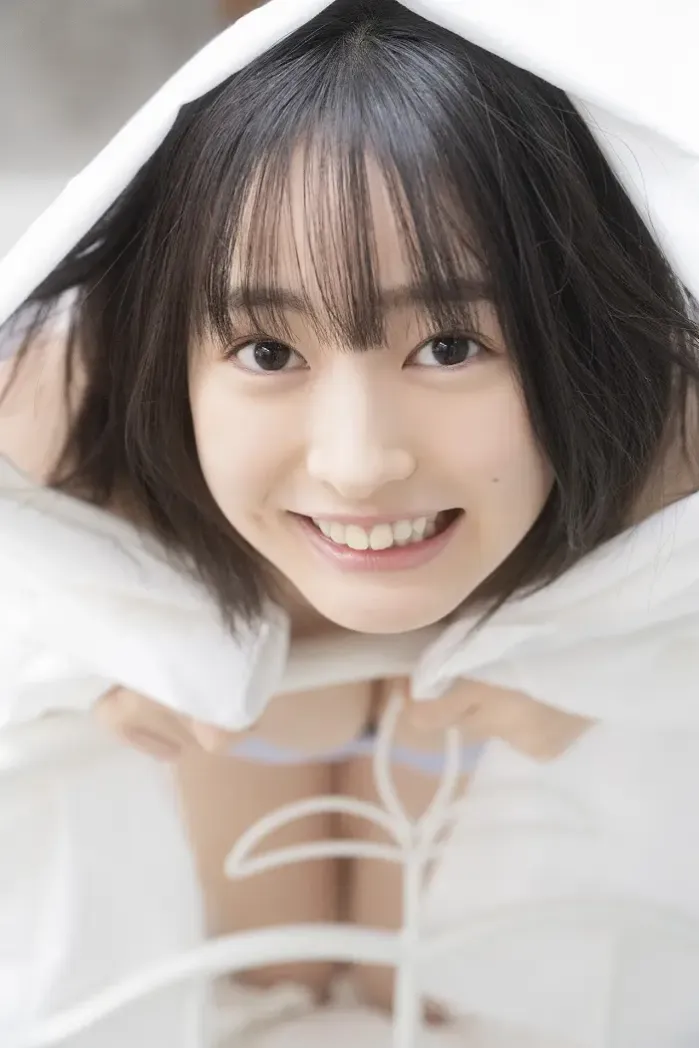 미토 시라하마 , 만화 액션 디지털 사진집 ‘Pure White’ Set.01