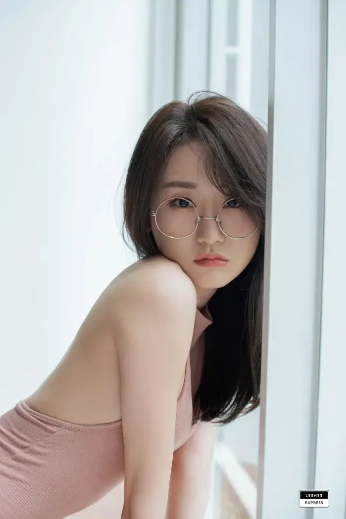 Na-Kyung 나경, LEEHEE EXPRESS LERB-084A Set.02