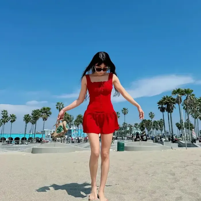 로스엔젤레스 해변에서의 은지