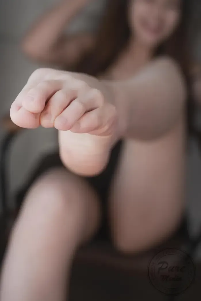 Yuna 유나, PURE MEDIA Vol.290 I’m 20 years old (2)