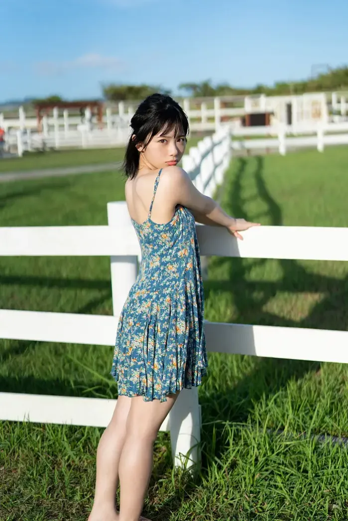 코마키 미네시마(峰島こまき) FLASH 디지털 사진집 「모두 담아, 여름。」 Set.04