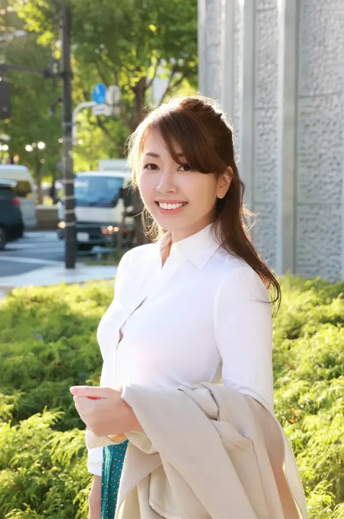 스기모토 카요(杉本佳代), 주간현대 디지털 사진집 『충격의 완전 누드』 Set.01