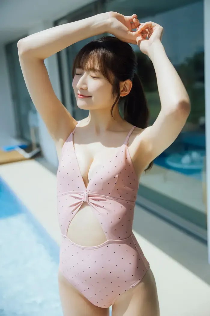 Kotori Kaiga 貝賀琴莉, 영 챔피언 디지그래 「FLYAWAY」 Set.03