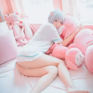 Kang Inkyung 강인경, DJAWA ‘Eromanga Sensei’
