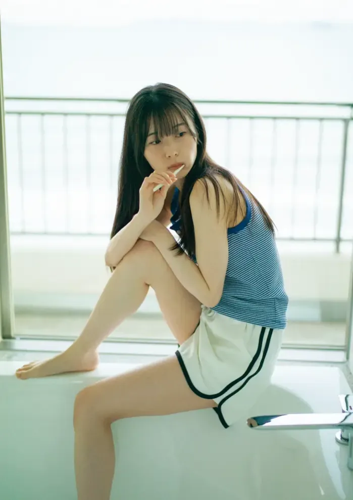 사사키 코토코, 첫 번째 사진집 「새벽의 꿈」 Set.02