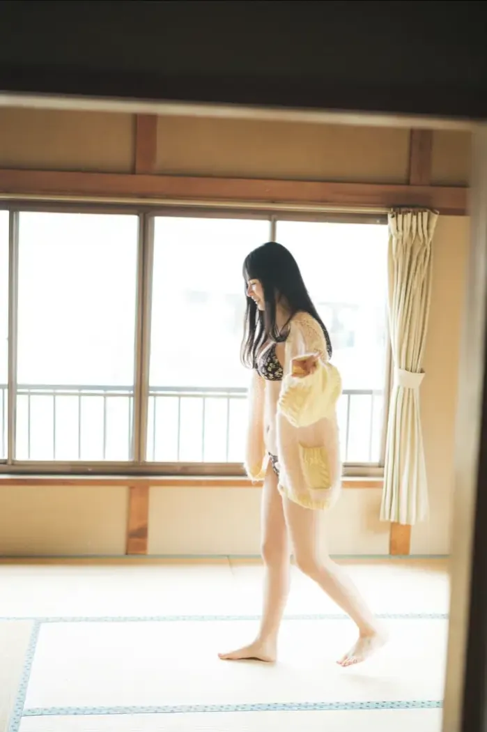 카렌 나이토 내토 카렌, FLASH 디지털 사진집 「계속 너를」 Set.01