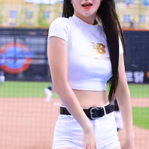 와.. 진짜 예쁘다 미모 킹정이다